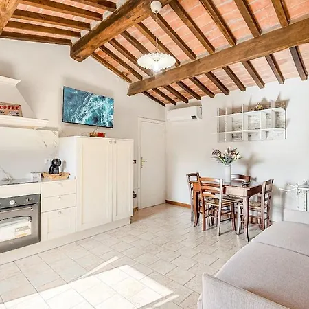 Antico Casale Toscano A Due Passi Dal Mare Apartment Strettoia